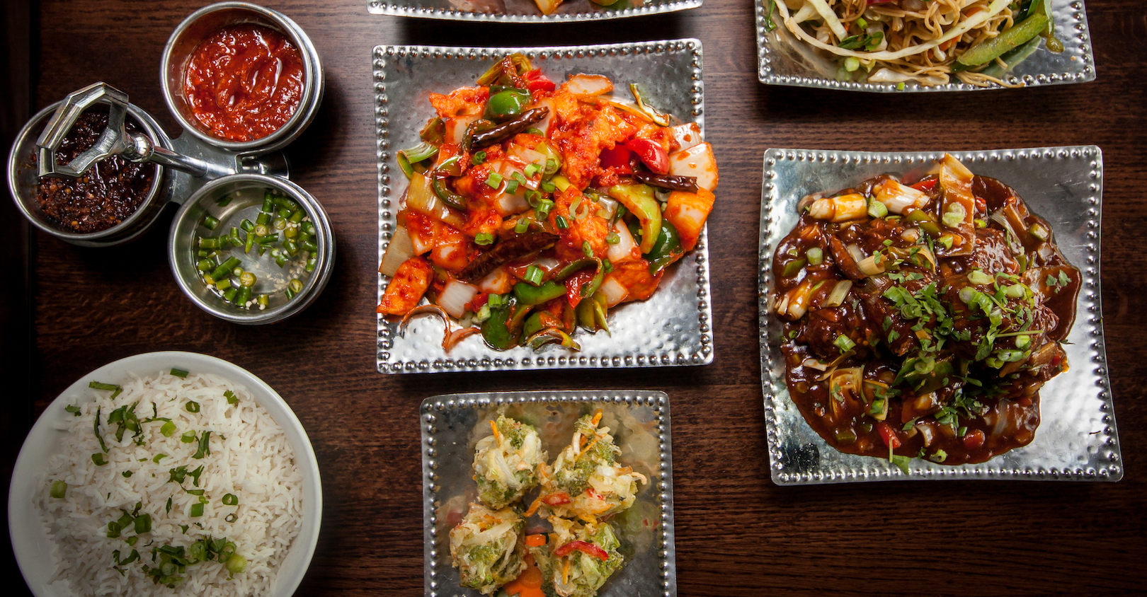 Queen Takeout N Catering is best Indian and Pakistani restaurant, Halal Restaurant, Indian cuisine offers takeout, catering of Halal food, Indian food, Pakistani food, Hakka Chinese Food located in Brampton near kennedy road and queen street serve chicken biryani, chicken malasa, butter chicken serving in Brampton, Mississauga, Toronto, GTA