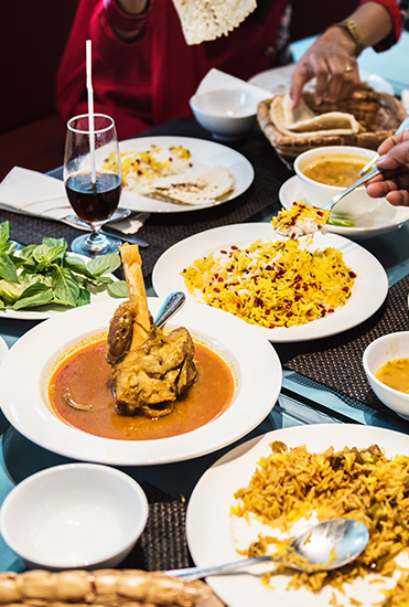 Indian and Pakistani halal food takeout from indian pakistani cuisines in GTA, Brampton, Mississauga, Caledon & other area of Ontario.