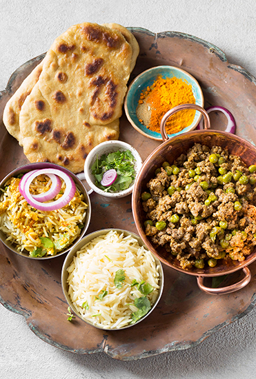 Experience the best Indian restaurant in Brampton at Queen Takeout N Catering. Enjoy authentic Halal Pakistani & Indian dishes, flavorful curries, biryanis, and more — available for dine-in, takeout, and catering across Brampton and the GTA. Order quality Indian food today!