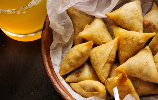 indian and pakistani chicken snack dishes for takeout and catering by indian and pakistani restaurant, cuisine in GTA, Brampton, Mississauga, Caledon & other area of Ontario.